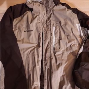 Columbia rain coat